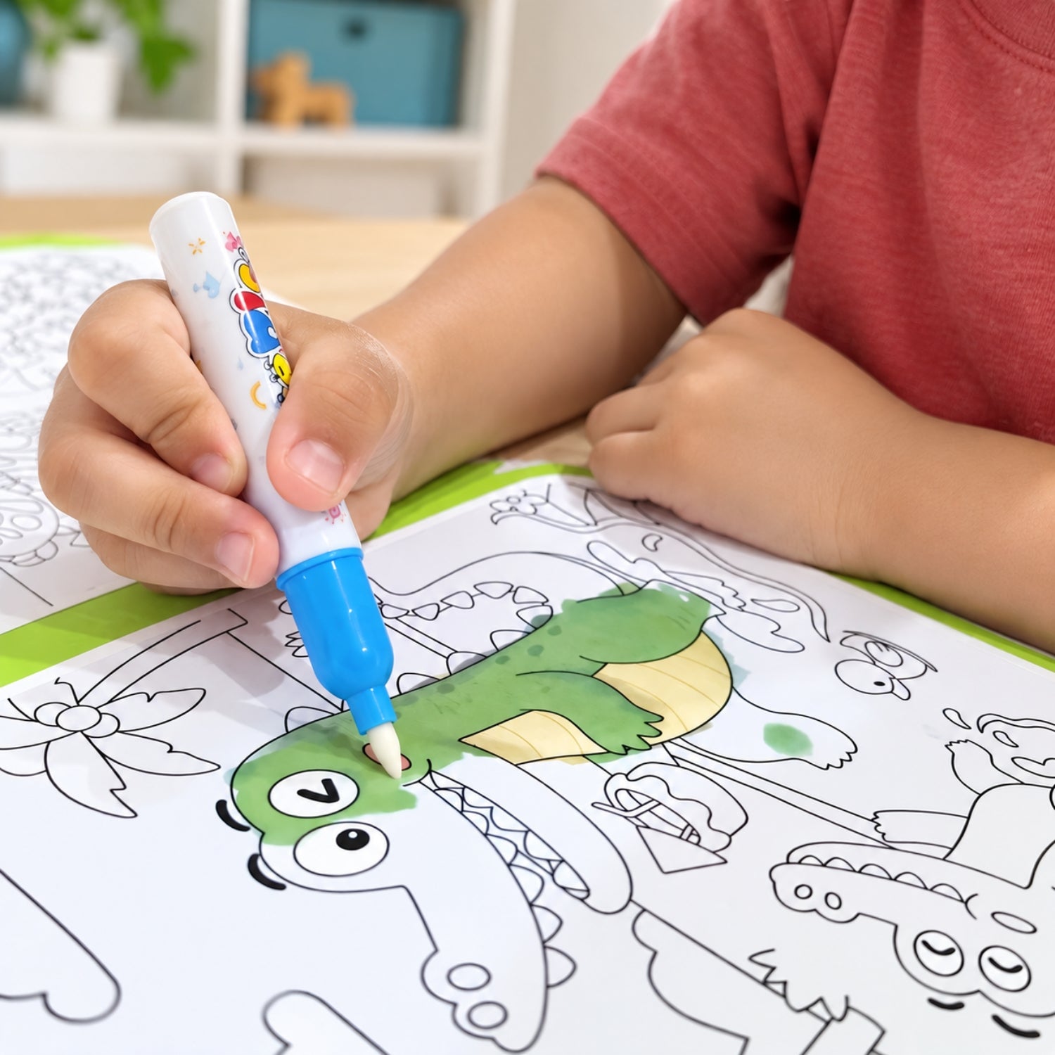 nylyCas™ MagicSplash Water Coloring Book