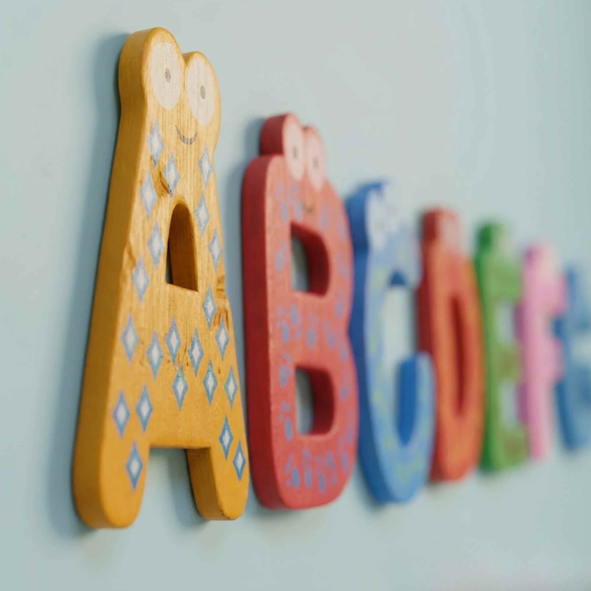 nylyCas Magnetic Alphabet Letters