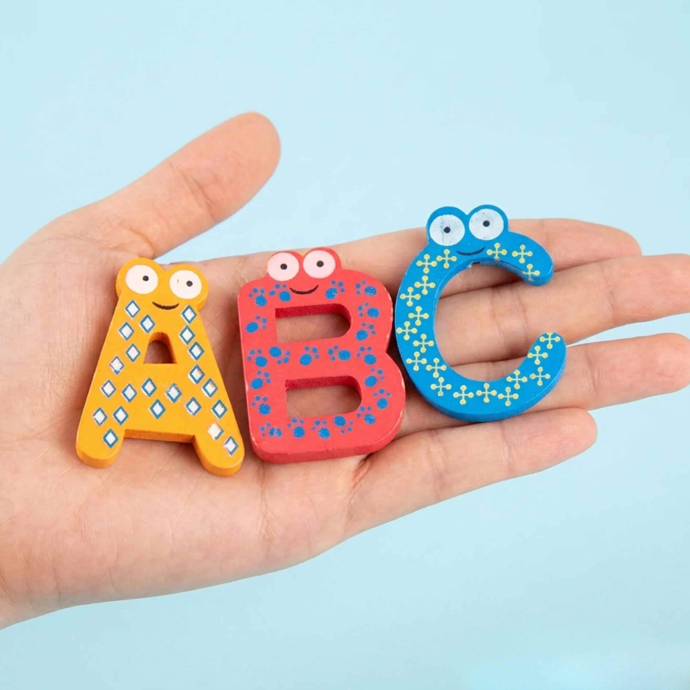 nylyCas Magnetic Alphabet Letters