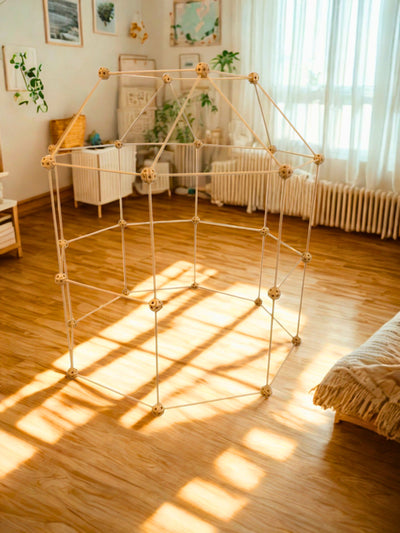 Wooden Fort Building Kit for Kids - STEM Montessori construction toy - 52 rods & 30 spheres (Ages +4)