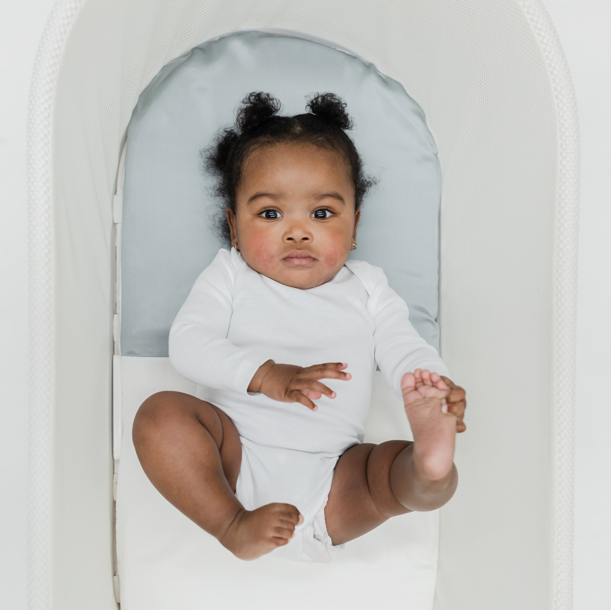 Silk Oval Bassinet Sheet (Snoo only)